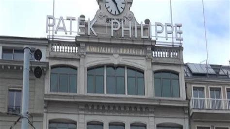 İ­ş­t­e­ ­P­a­t­e­k­ ­P­h­i­l­i­p­p­e­­i­n­ ­S­a­t­ı­ş­ ­M­e­r­k­e­z­i­